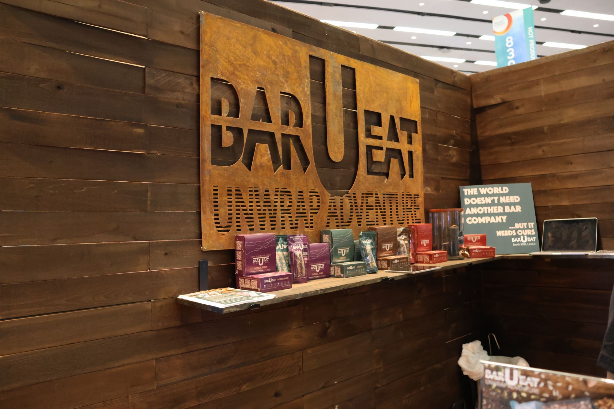 Bar-u-eat booth at expo west 2023