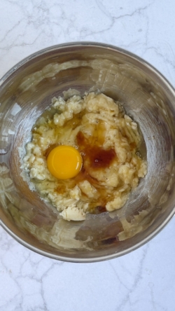Add honey, egg, and vanilla extract and stir until combined.